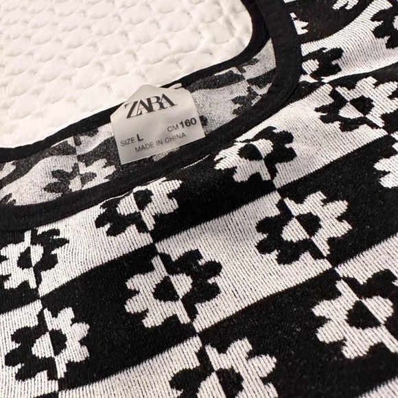 SALE!!! Zara Tops for Girls. Get all 4 tops for price of 1! - Picture 9 of 9